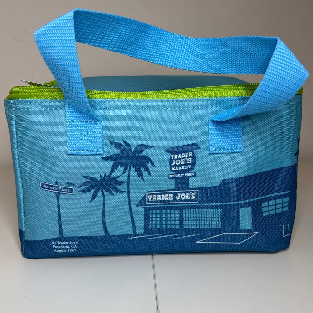 Trader Joe’s Mini Reusable Insulated Cooler Bag Shopping Tote Summer — Sea Blue!